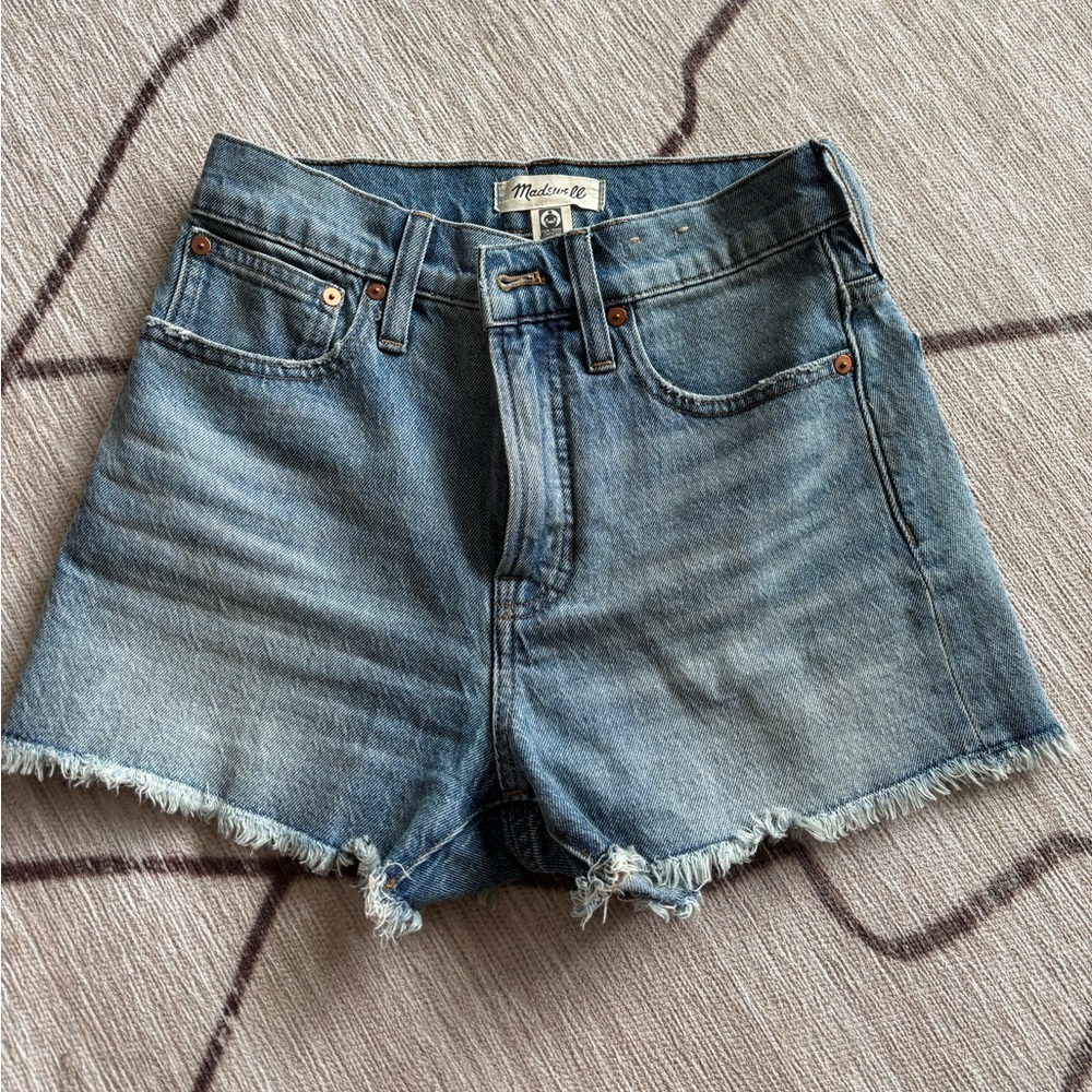 Madewell - The Perfect Jean Short